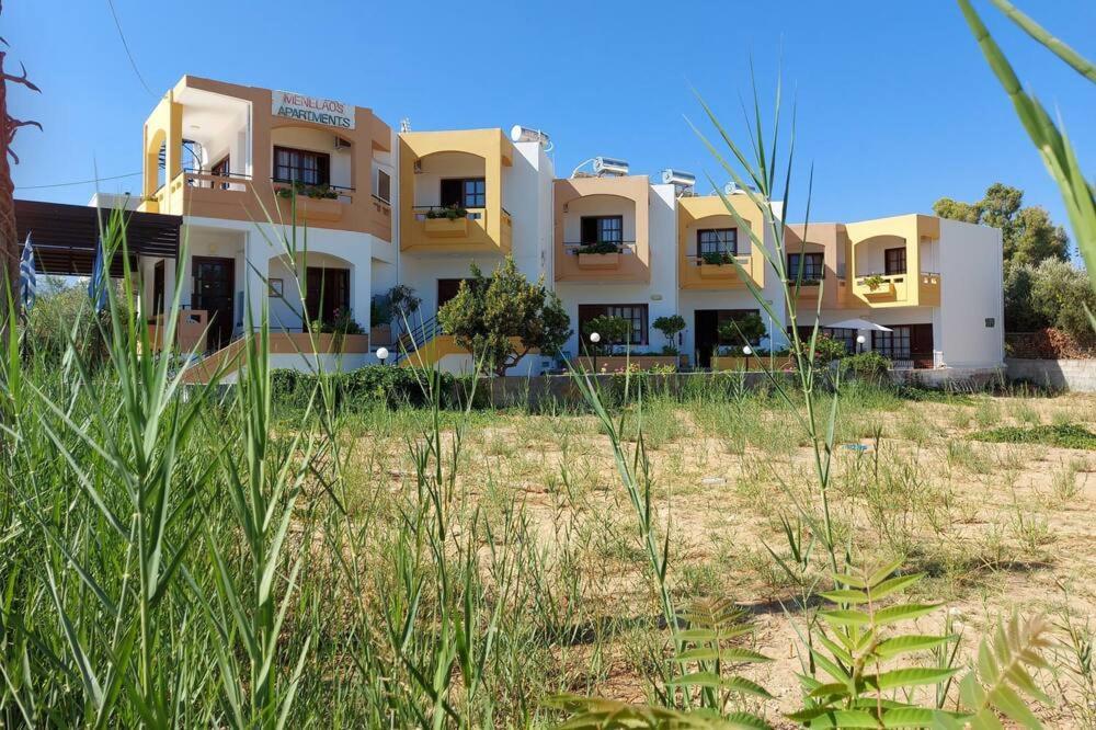 Menelaos Apartments Daratsos Exterior photo